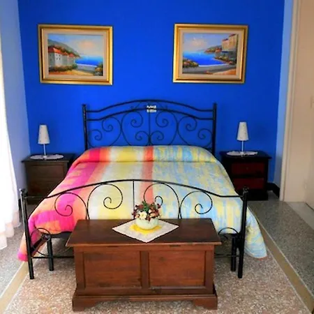 Frühstückspension Globetrotter Ortigia 3*
